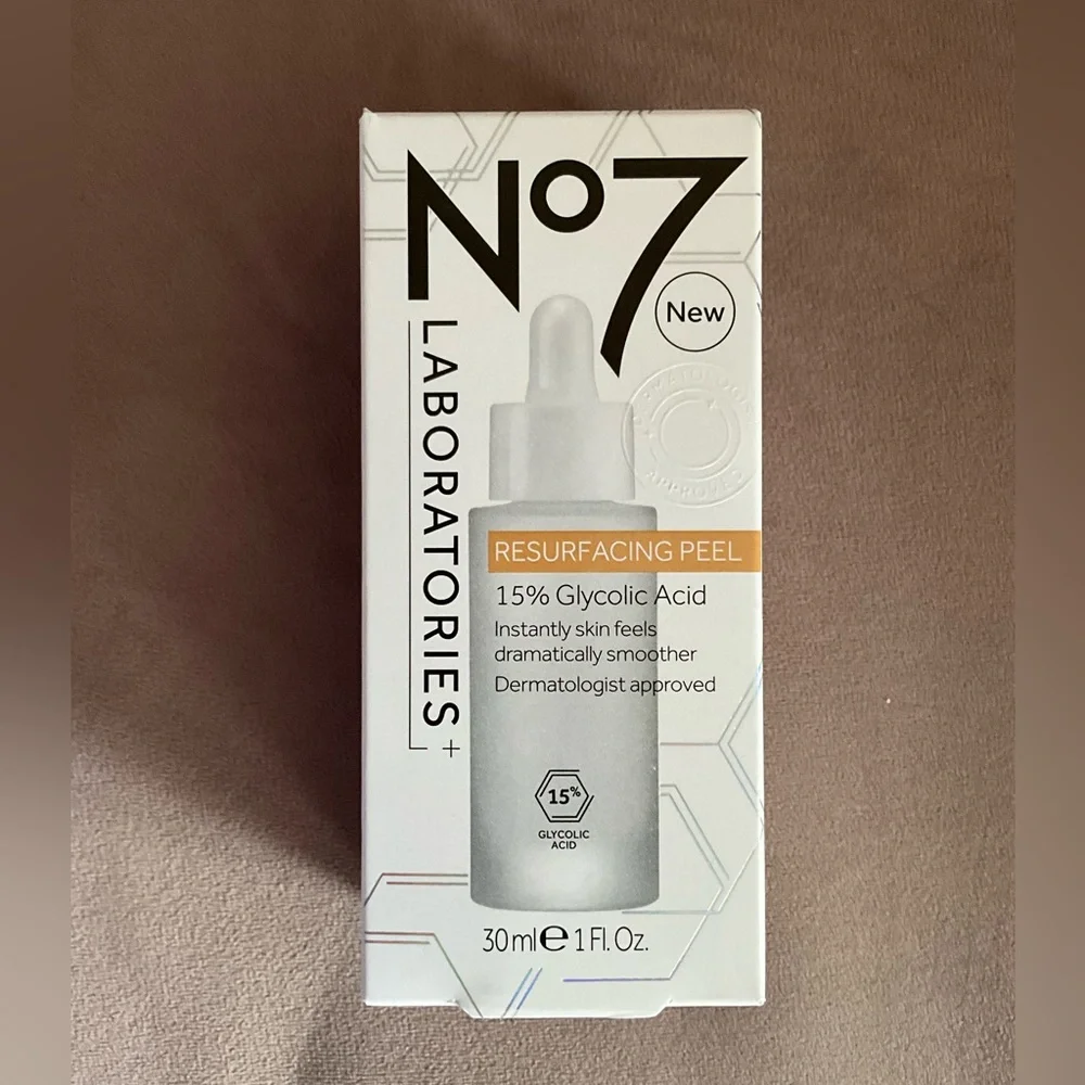 No7 Laboratories - Picture 1 of 5